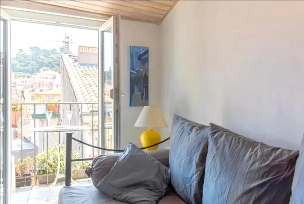 Apartment With one Bedroom in Nice, With Wonderful Mountain View, Furnished Balcony and Wifi - photo 4