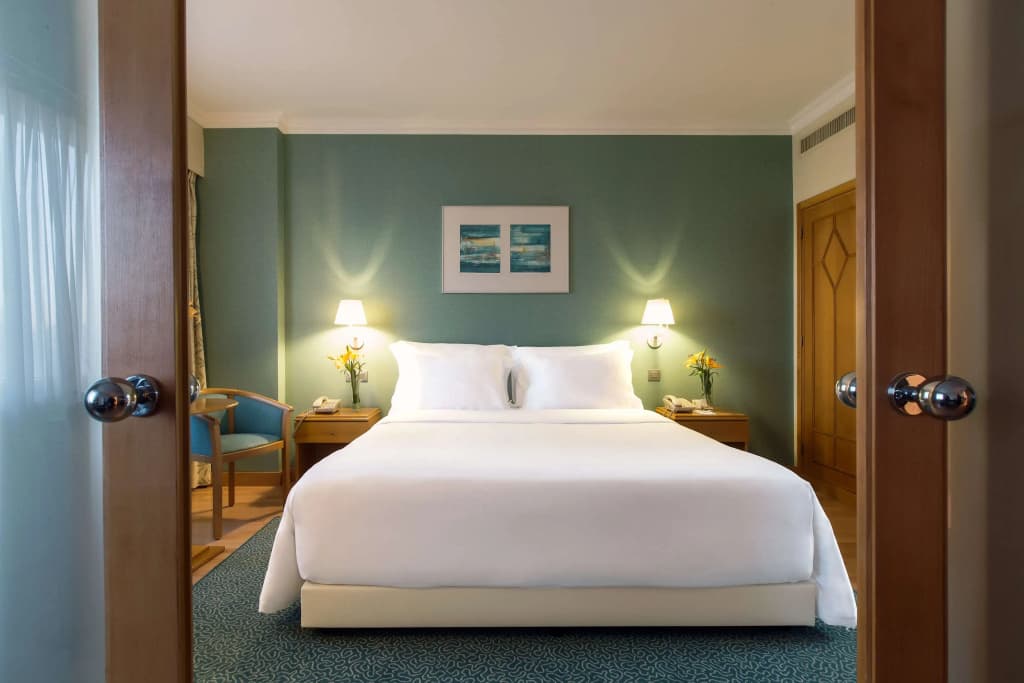 SANA Metropolitan Hotel - photo 4