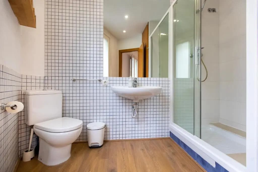 Ripoll Apartments - photo 7