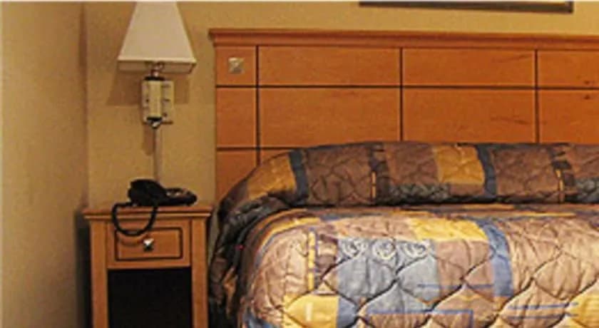Atlantic Motor Inn - photo 5