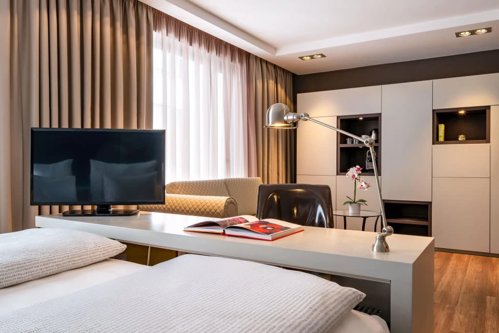 INNSIDE by Melia Prague Old Town Hotel - photo 36