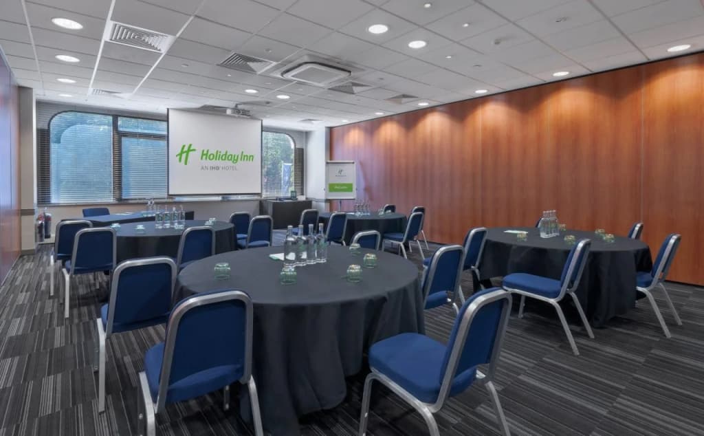 Holiday Inn London-Kensington Forum - photo 10