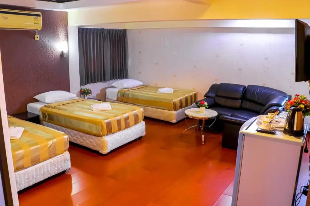 Visiting Card Hotel & Resort - photo 2
