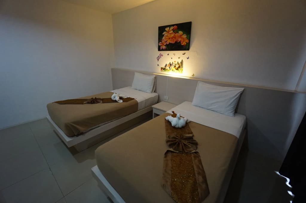 Phuthara Hostel - photo 6