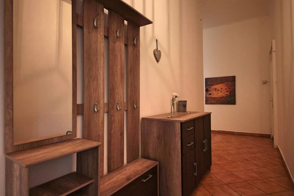 Tyrsova Flat - photo 3