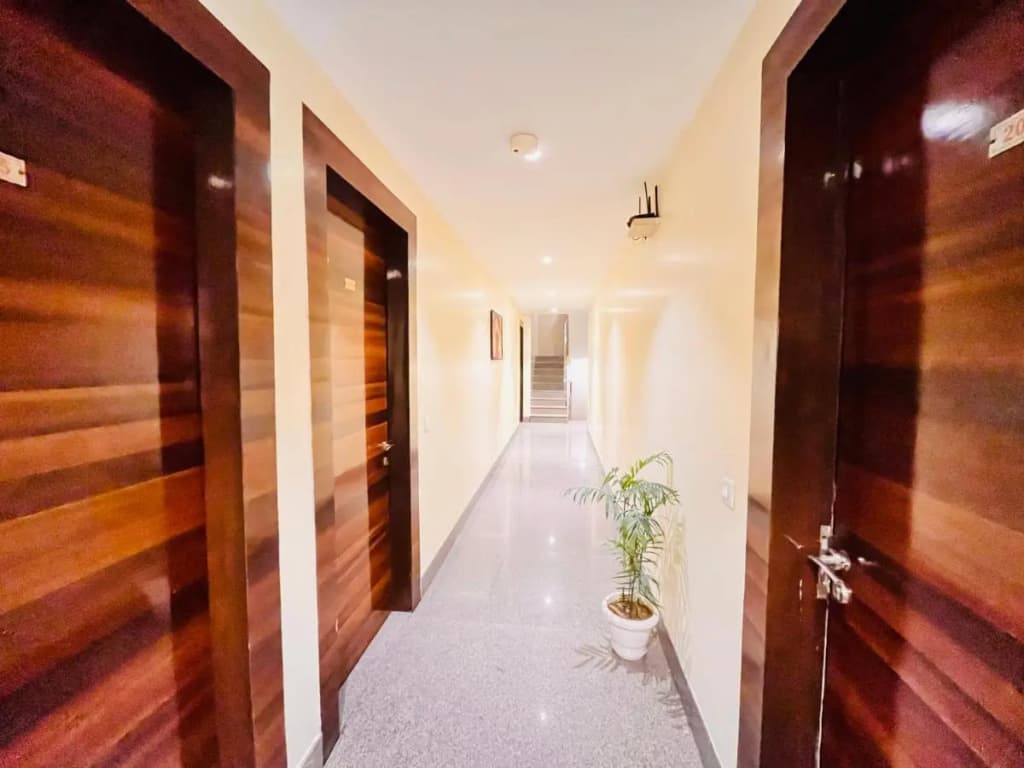 Treebo Hotel Banz - photo 13