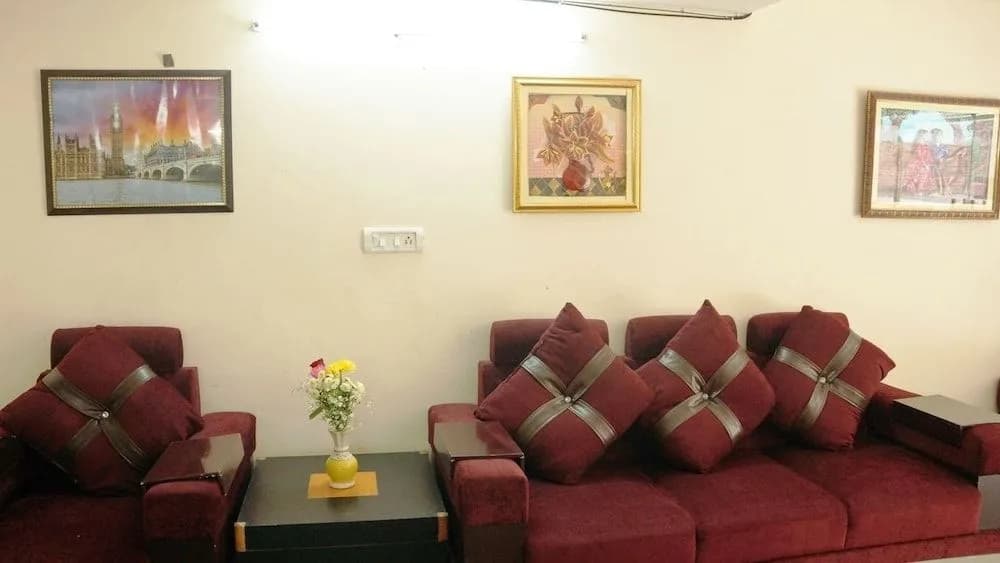Maxfort Budget Hotel Dwarka - photo 11