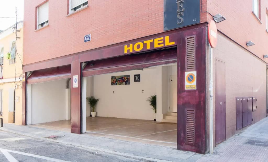 Di Carlo Hotels Madrid - photo 1