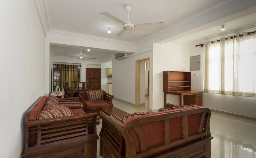 Mayura Apartment - photo 2