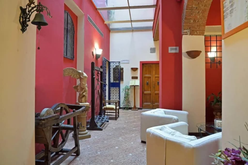 Porta Faenza Hotel - photo 2