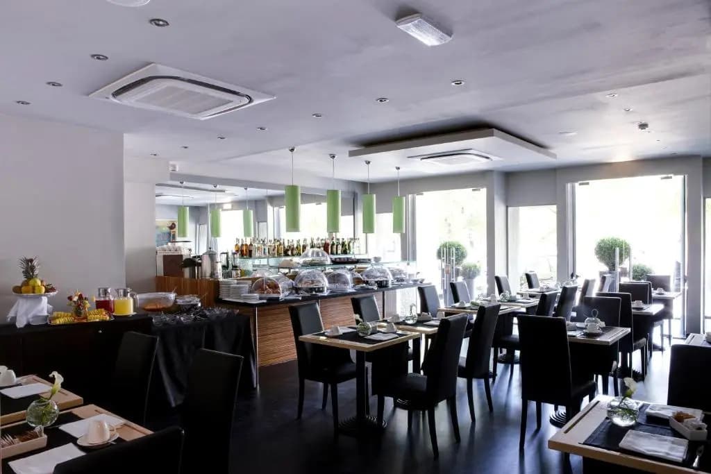 Hotel Twenty One - photo 9