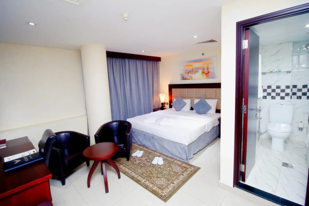 Royal Falcon Hotel - photo 12