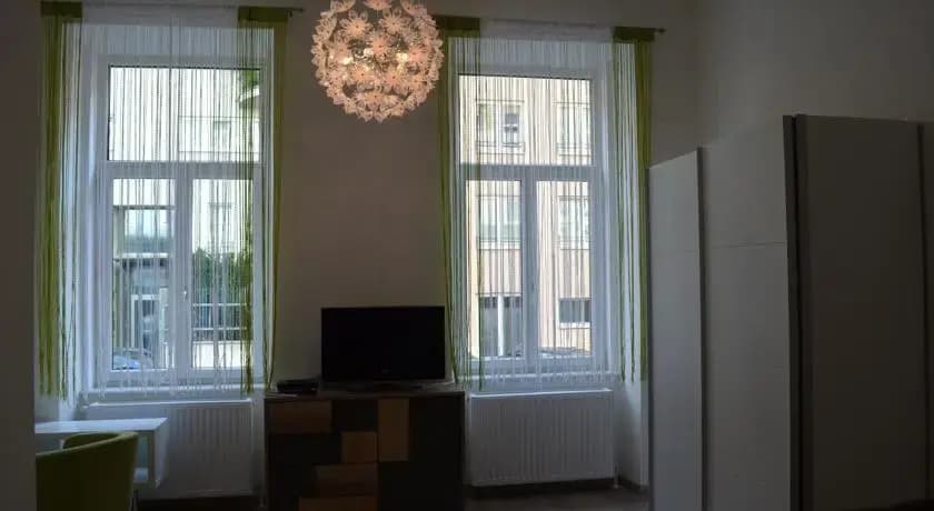 Elegante Ferienwohnung Westbahnhof - photo 6