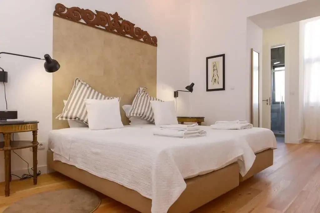 Gulbenkian Apartment - photo 16