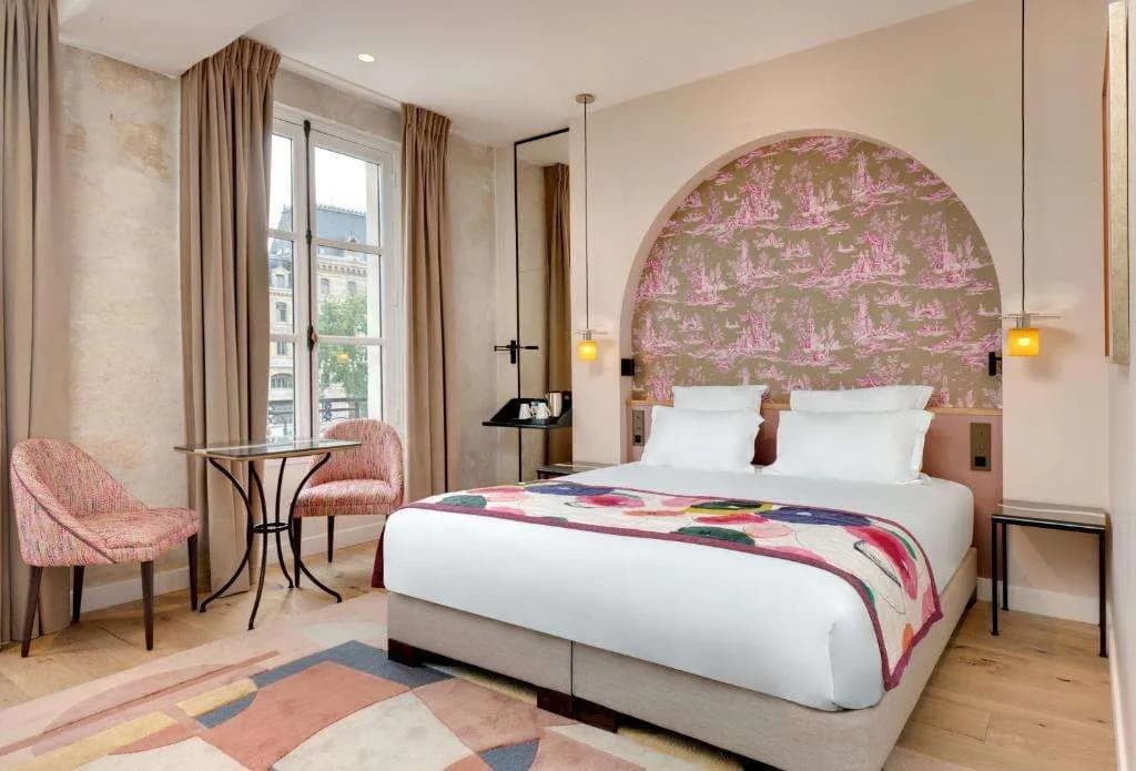 Hotel Les Rives De Notre Dame - photo 28