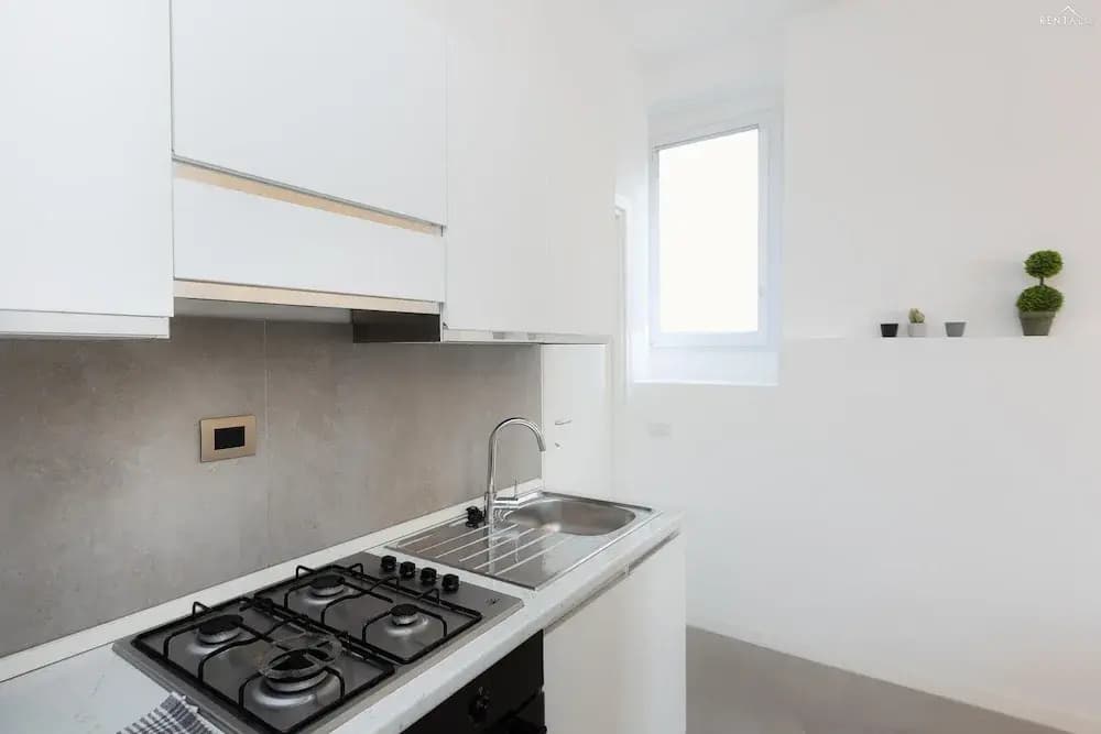Rental in Rome Vatican Secret Apartment - photo 9