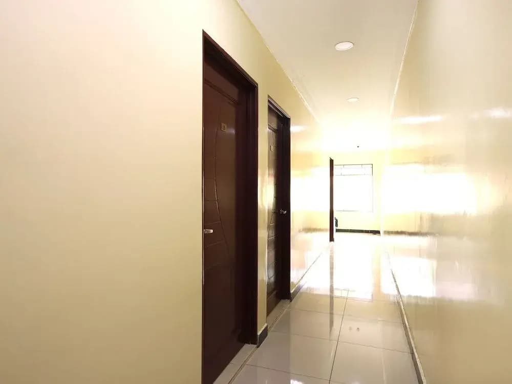 OYO 90170 Dynamic Hotel - photo 13