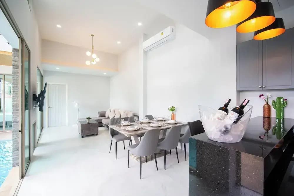 Classic Modern Pool Villas Rawai 3BR - photo 20