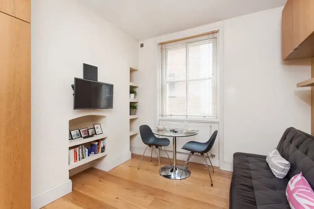 Oxford Street Soho Fitzrovia BasicStudio - photo 3