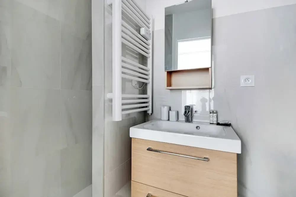 Sweet studio for 2 persons - Clignancourt - photo 7
