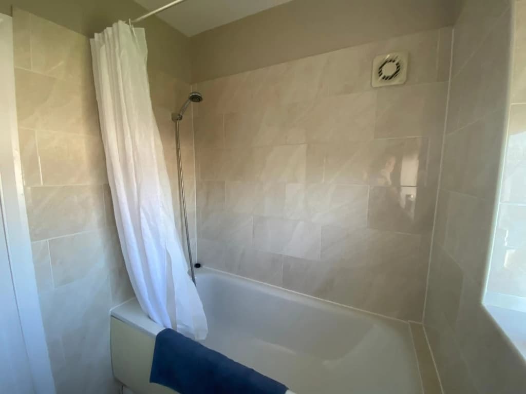 12 Harlesden Road close to ExCel - photo 6