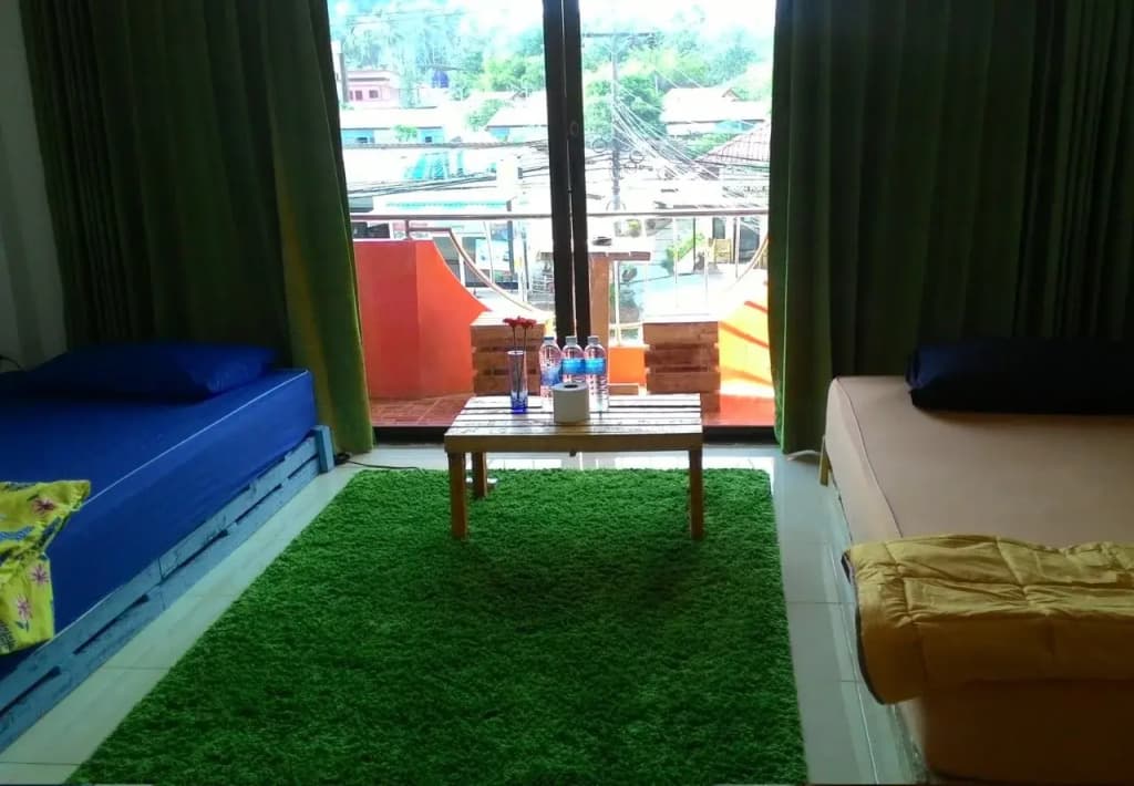Green Leaf Guest House - photo 5