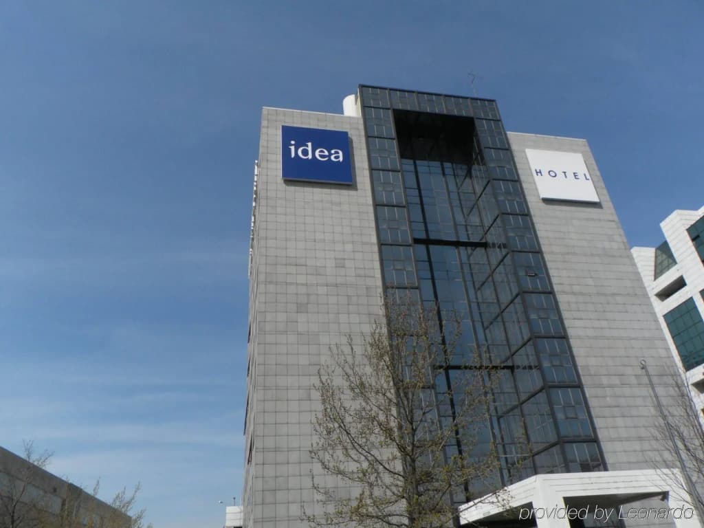 iH Hotels Milano Lorenteggio - photo 1
