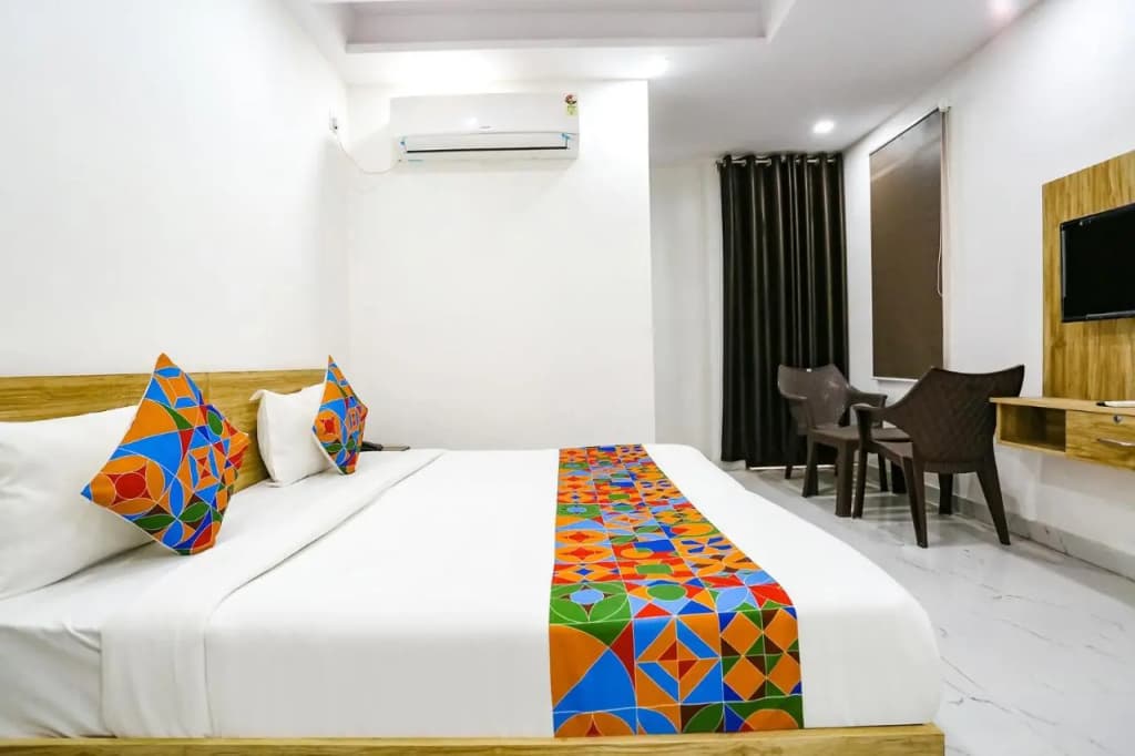 Fabhotel Silver Crown - photo 6