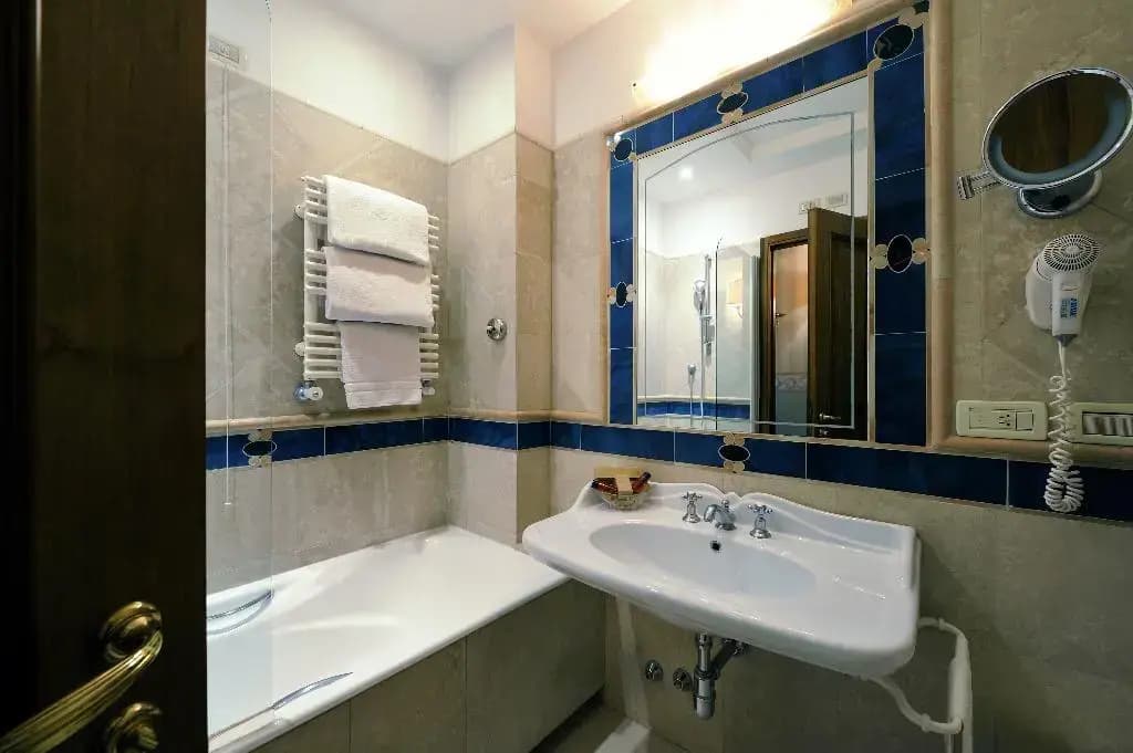 Hotel Giulio Cesare - photo 8