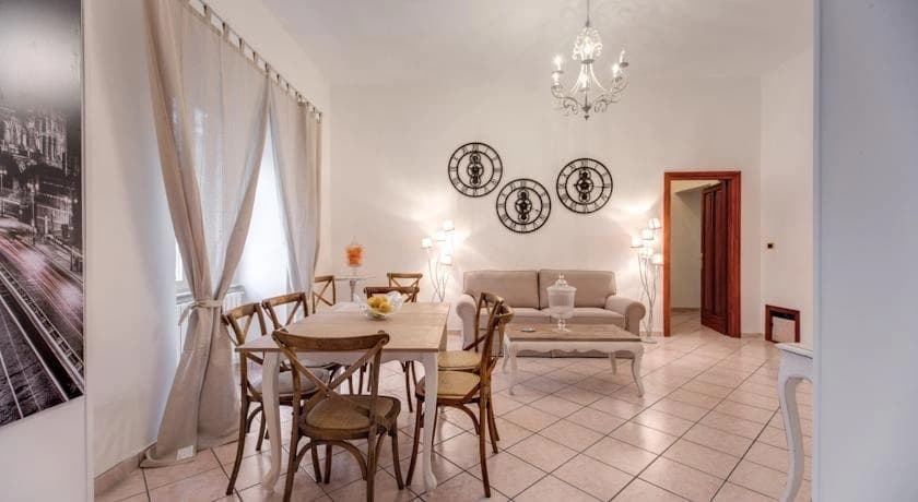 Holiday-in Centro - photo 13