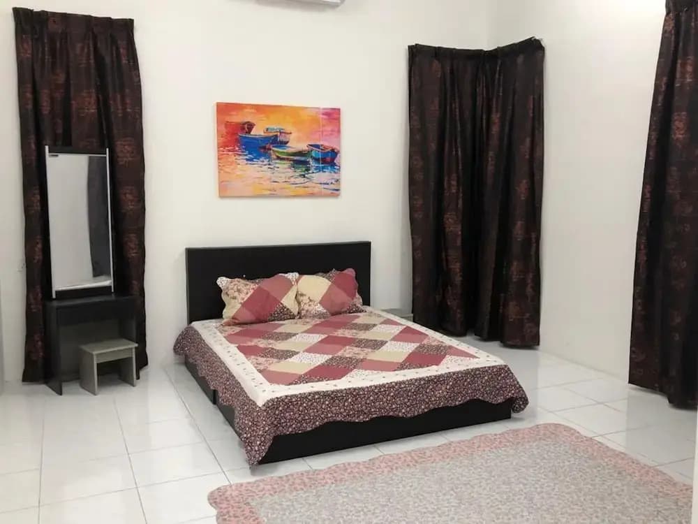 Sisik Homestay - photo 2