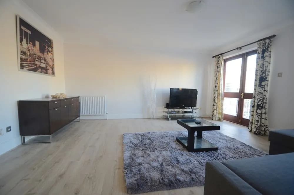 Three Bedroom Limehouse - photo 28