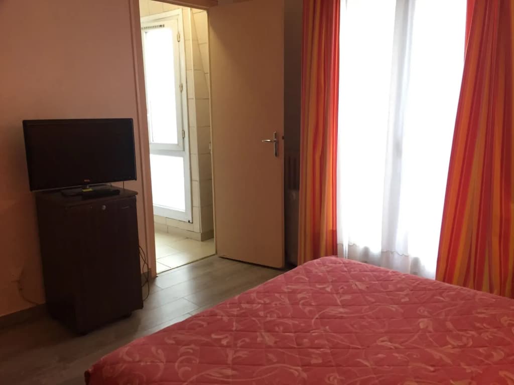 Hôtel des Pyrénées - Nation - photo 7