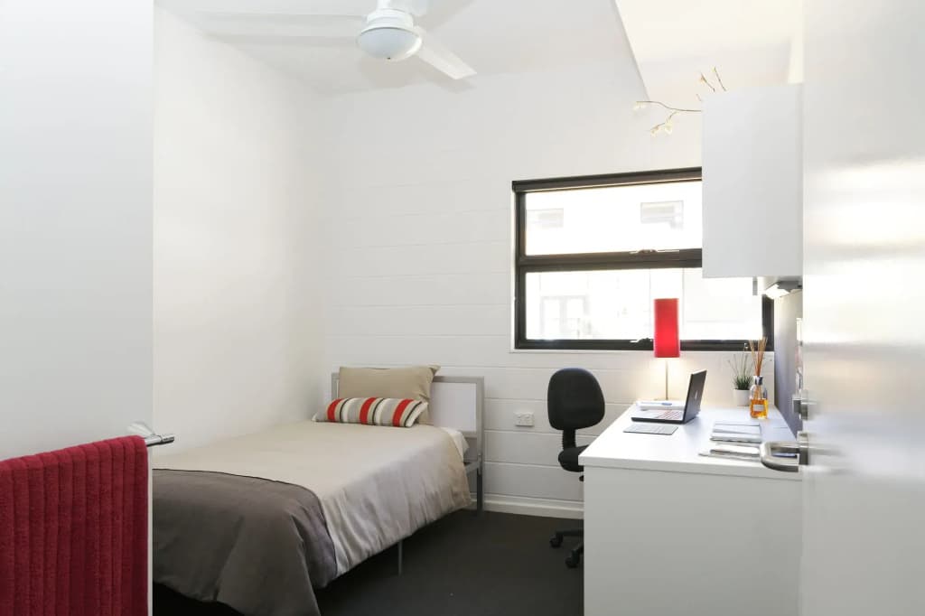 Western Sydney University Village- Parramatta Campus - photo 2
