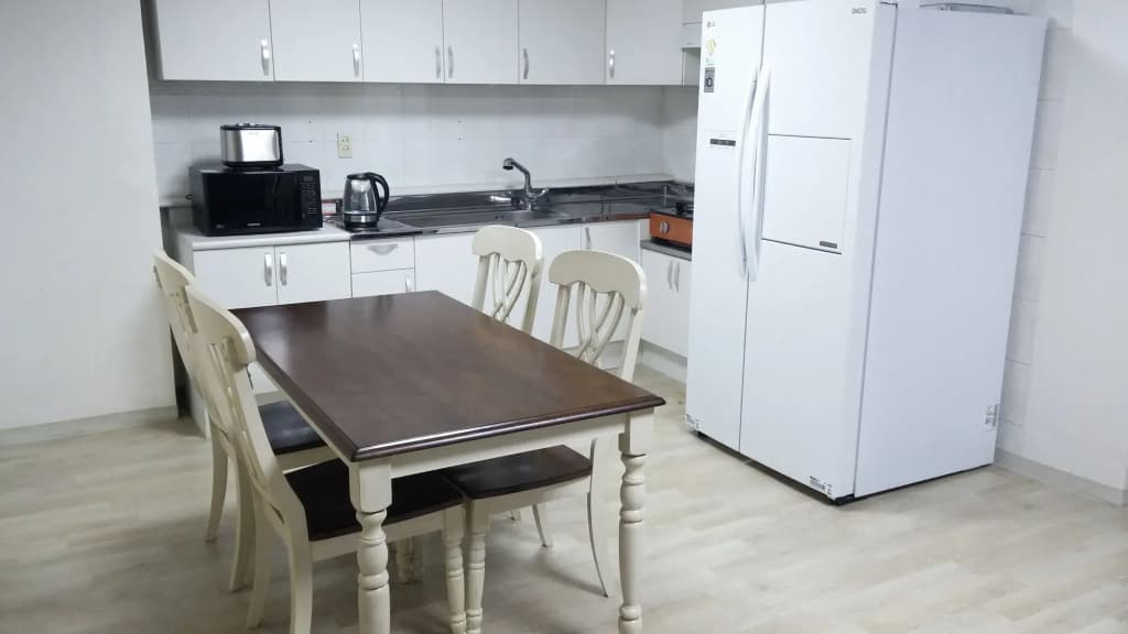 Utopia Guesthouse - Hostel - photo 9