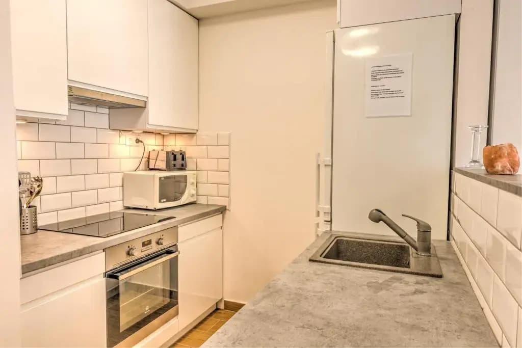 Central Capital Apartments - photo 8