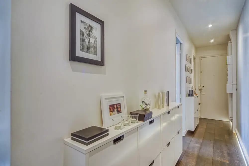 Luxe Apartment Near Père Lachaise Cemetery - photo 10