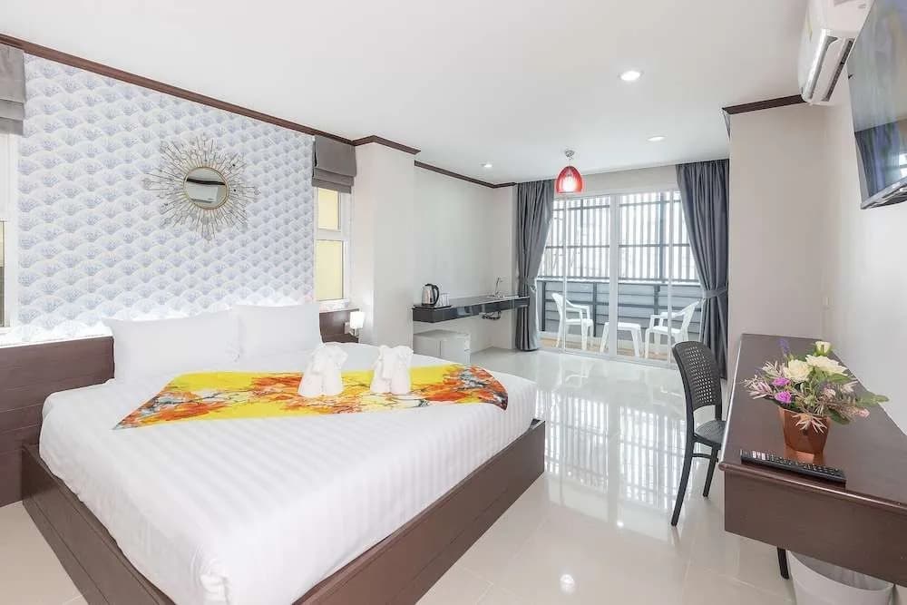 The Chic Patong - photo 3