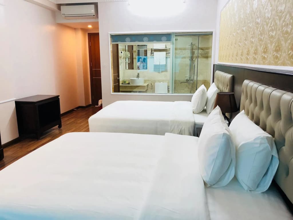 SeaStar Hotel Ha Long - photo 2