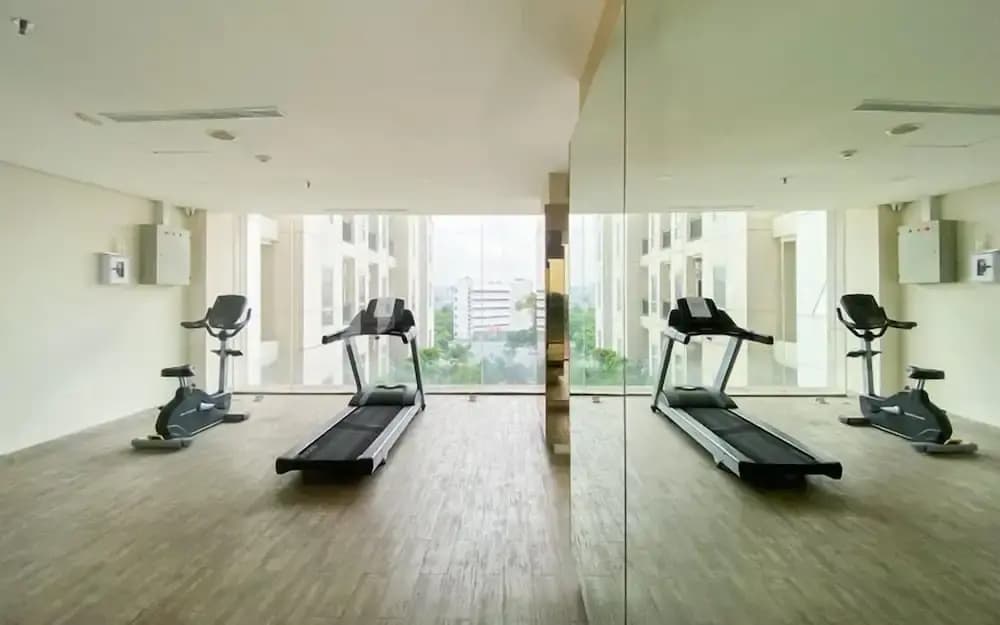 Good Place Studio Apartment Elpis Residence - photo 10