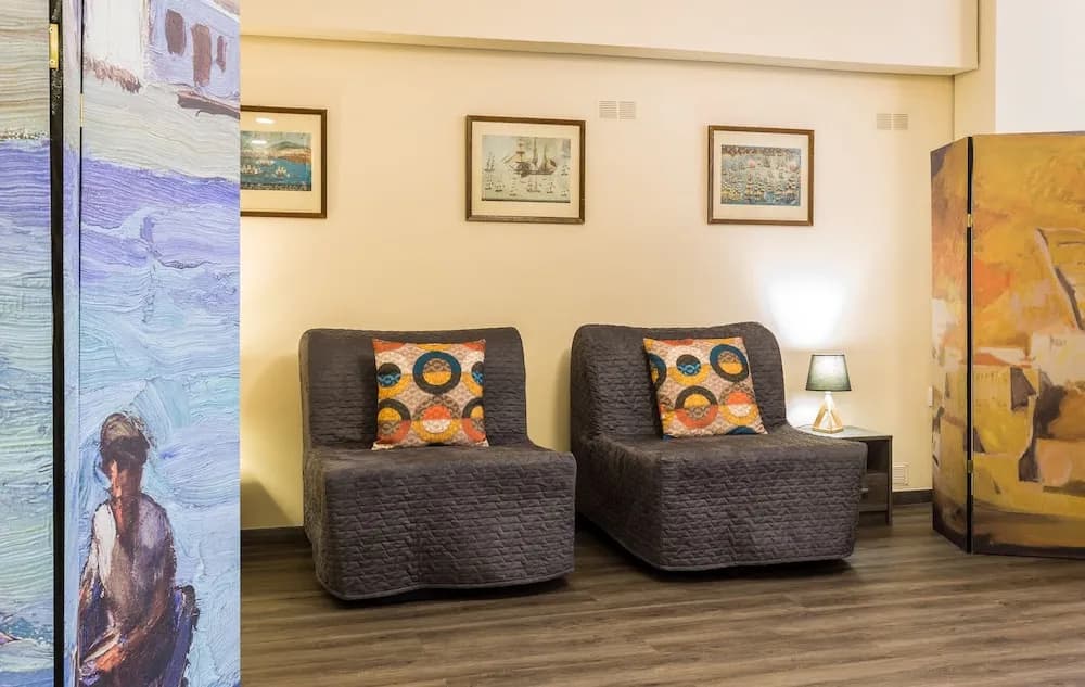 Exceptionally located apartment in Plaka - photo 16