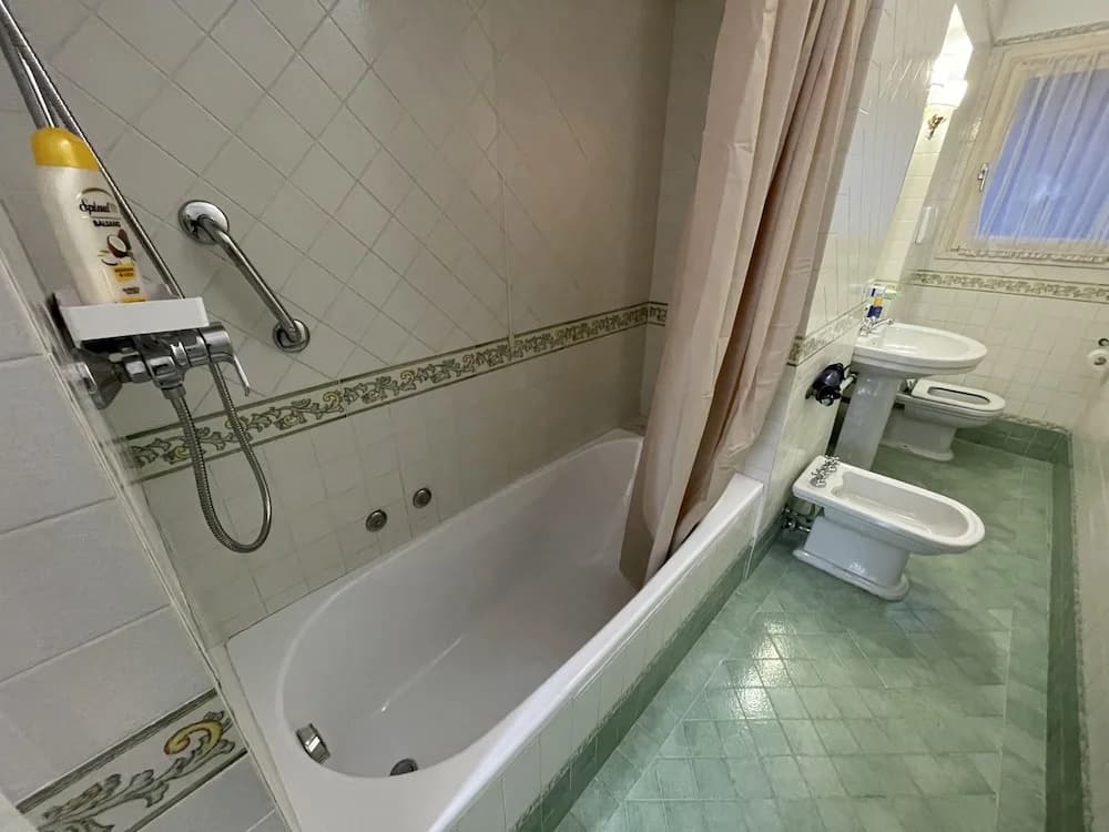 Cool Venice Apartment - photo 8