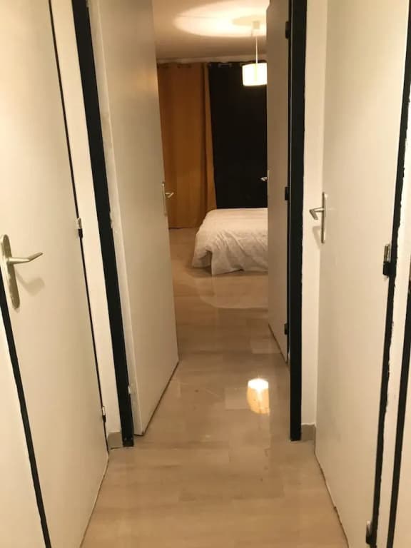 Studio In Nice With Balcony And Wifi 20 M From The Beach - photo 9