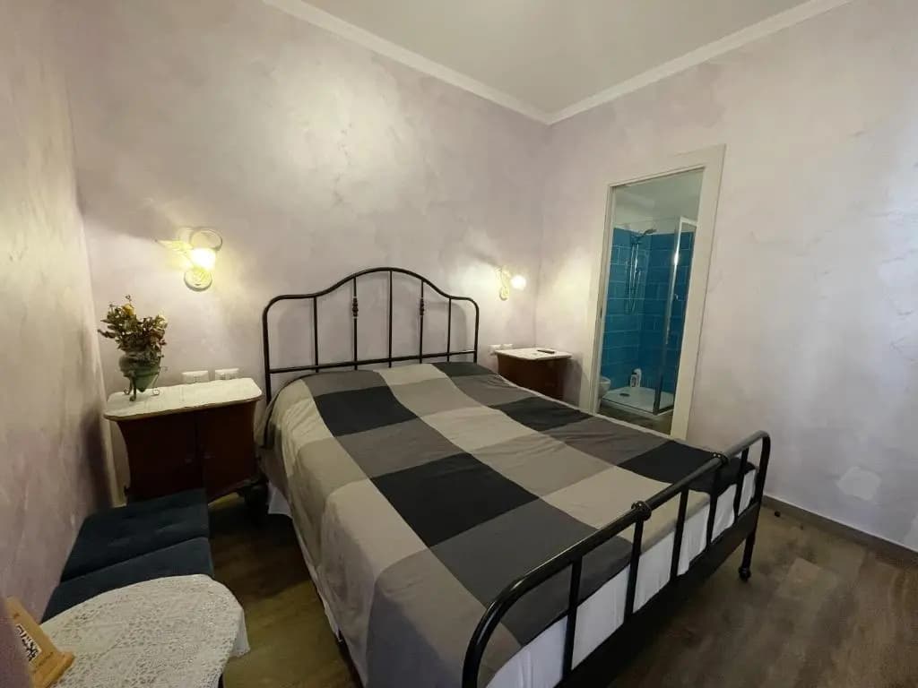 Iris Guest House - photo 2
