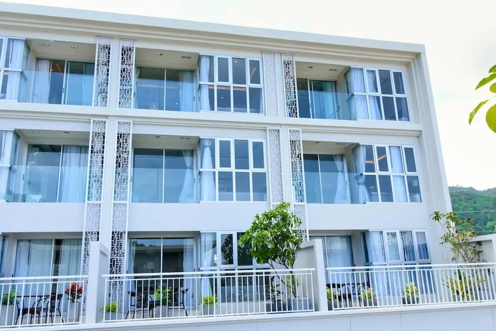 The Aristo Seaview Patong - photo 1