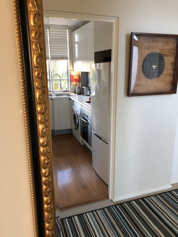 North Sydney Art Bed & Breakfast - photo 6