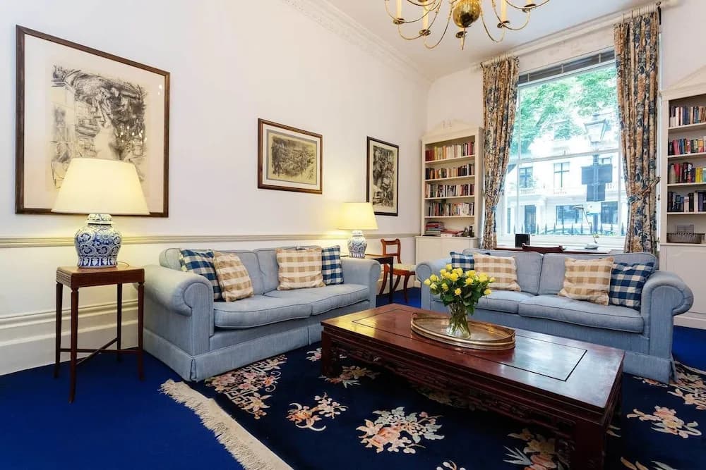 Queen's Gardens Flat - photo 9
