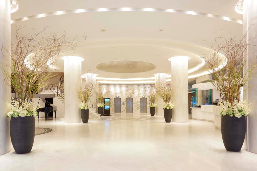 Titania Hotel - photo 2