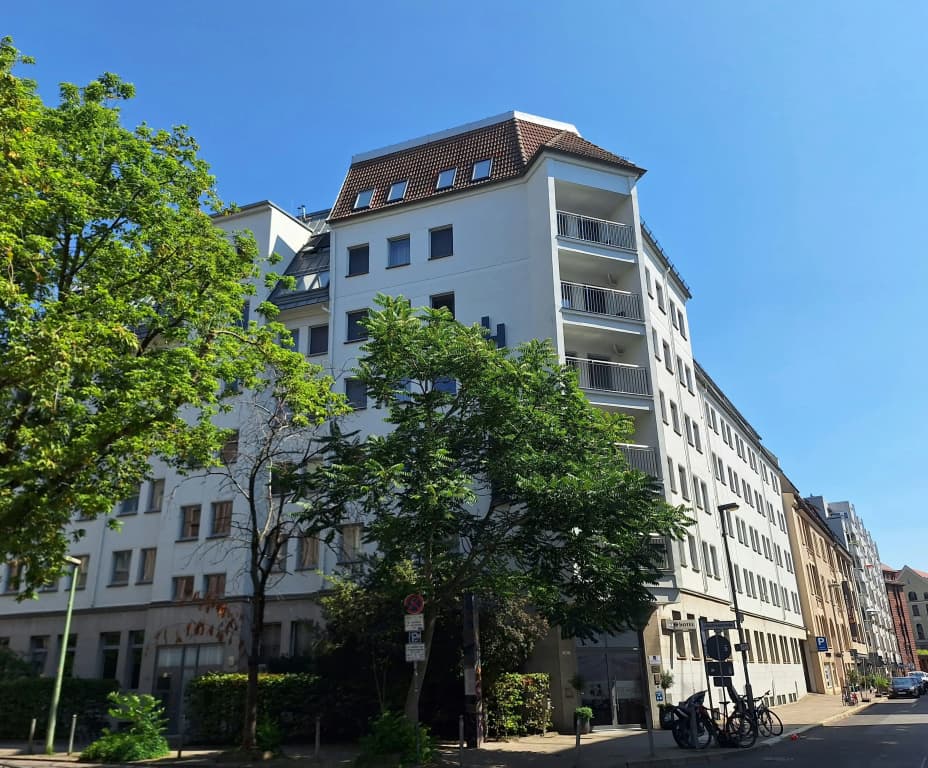 Dietrich-Bonhoeffer-Hotel - photo 1