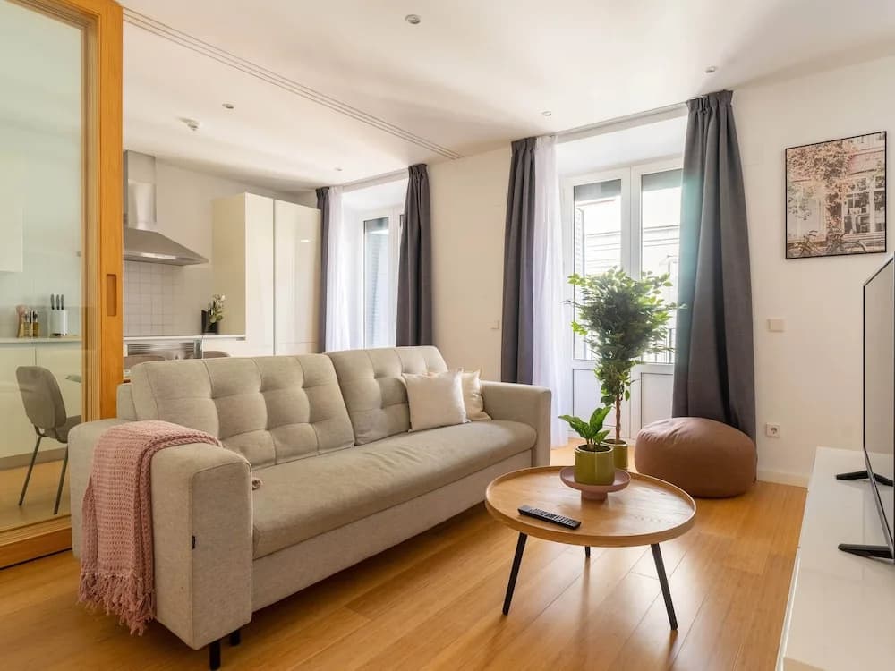 Limehome Madrid San Lorenzo - photo 11
